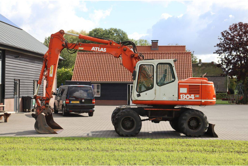 Atlas 1304 - Колесен багер: снимка 2 Atlas 1304 - Колесен багер: снимка 2