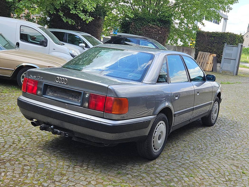 Audi 100 2.4D - Лек автомобил: снимка 2 Audi 100 2.4D - Лек автомобил: снимка 2