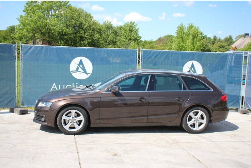 Audi A4 Pro Line S - Лек автомобил: снимка 1 Audi A4 Pro Line S - Лек автомобил: снимка 1
