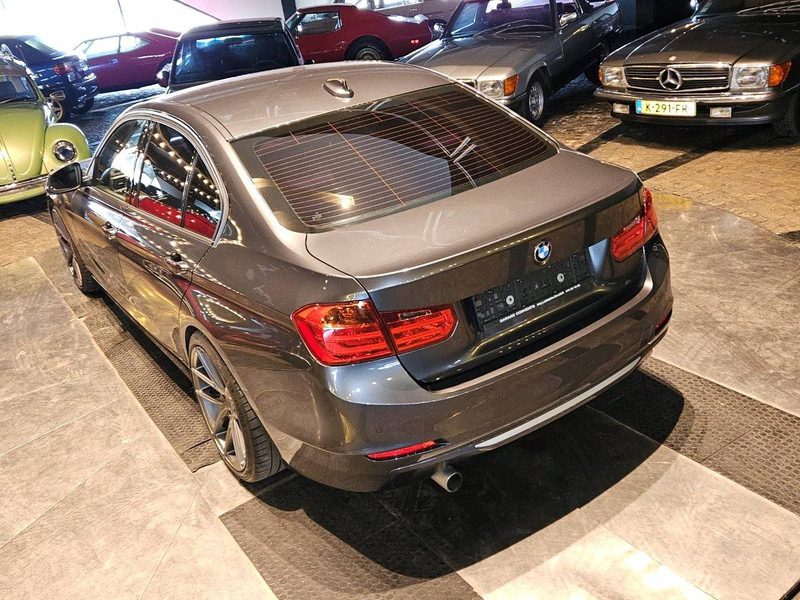 BMW 3-Reeks (F30) _ 320d - Лек автомобил: снимка 4 BMW 3-Reeks (F30) _ 320d - Лек автомобил: снимка 4