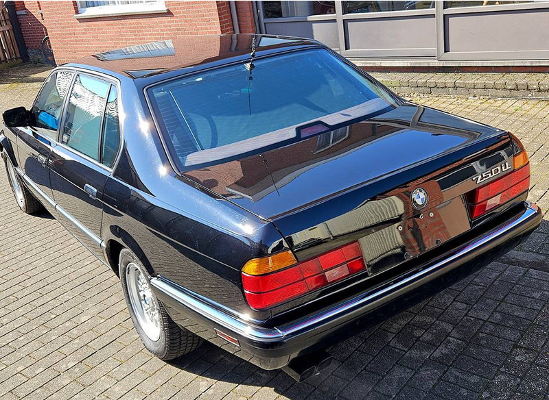 BMW 750IL - Седан: снимка 2 BMW 750IL - Седан: снимка 2