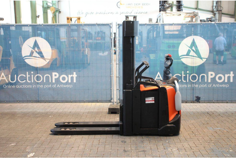 BT SPE200L - Стакер: снимка 2 BT SPE200L - Стакер: снимка 2