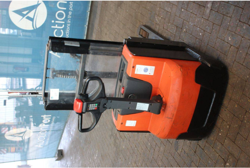BT SWE140L - Стакер: снимка 5 BT SWE140L - Стакер: снимка 5