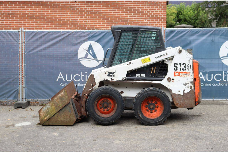 Bobcat S130 - Колесен товарач: снимка 2 Bobcat S130 - Колесен товарач: снимка 2