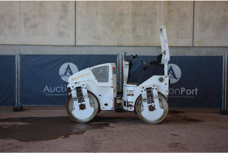 Bomag BW138AD-5 - Компактор: снимка 2 Bomag BW138AD-5 - Компактор: снимка 2