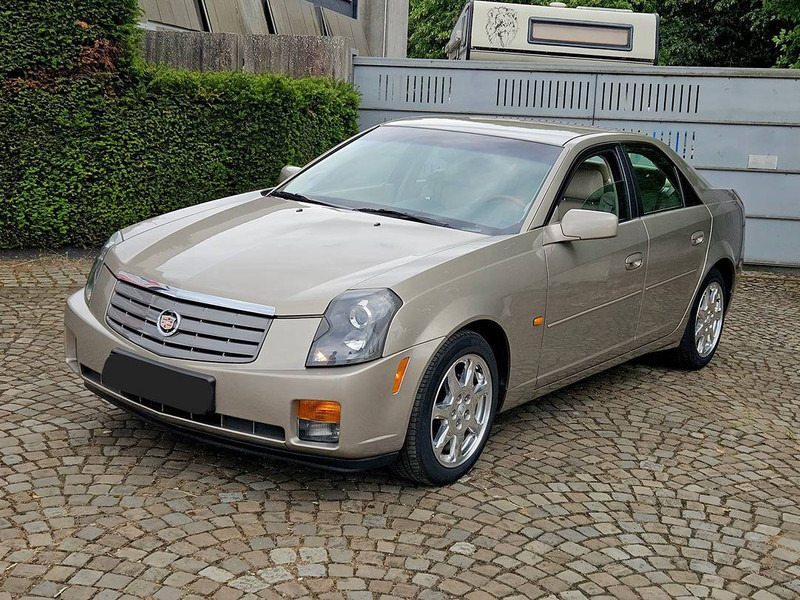 Cadillac CTS (gen I) 3.2 V6 - Седан: снимка 1 Cadillac CTS (gen I) 3.2 V6 - Седан: снимка 1