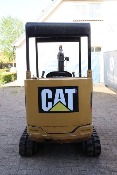 Caterpillar 301.8C - Мини багер: снимка 4 Caterpillar 301.8C - Мини багер: снимка 4