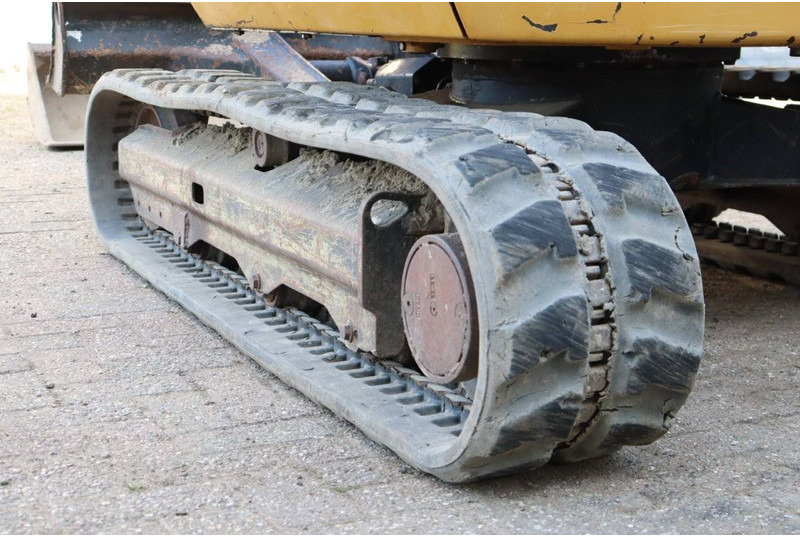Верижен багер Caterpillar 302.7D: снимка 19