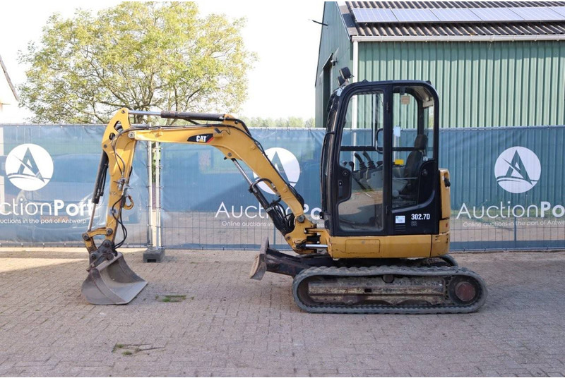 Caterpillar 302.7D - Верижен багер: снимка 2 Caterpillar 302.7D - Верижен багер: снимка 2