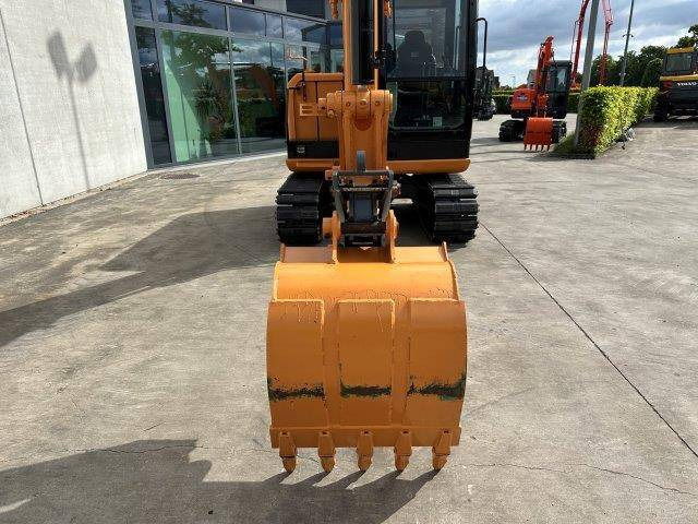 Верижен багер Caterpillar 305.5E2: снимка 10