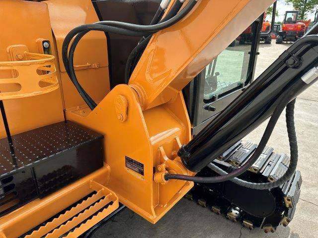 Верижен багер Caterpillar 305.5E2: снимка 13
