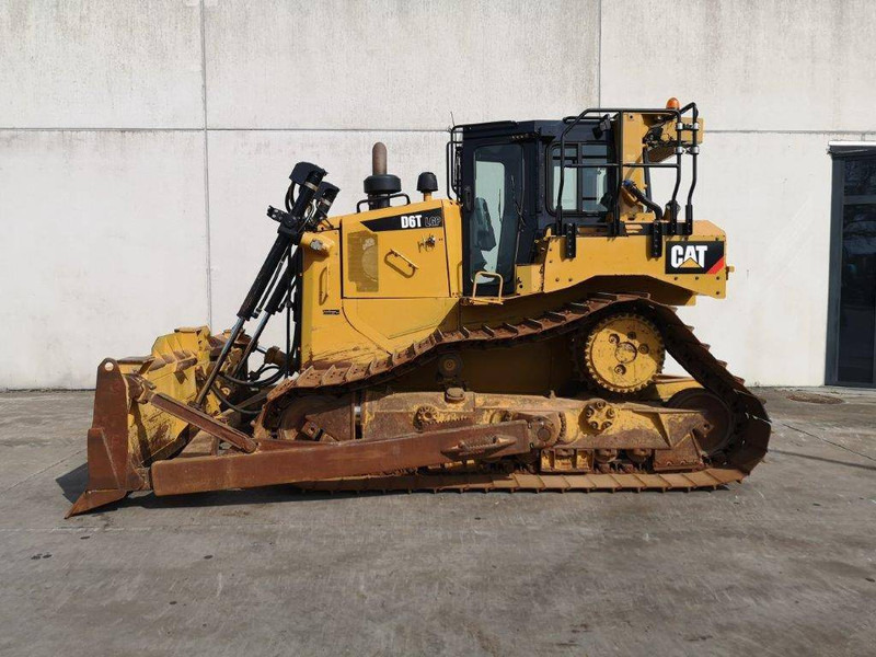 Caterpillar D6T LGP - Булдозер: снимка 1 Caterpillar D6T LGP - Булдозер: снимка 1