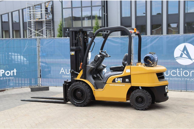 Caterpillar GP35N - Газокар: снимка 3 Caterpillar GP35N - Газокар: снимка 3