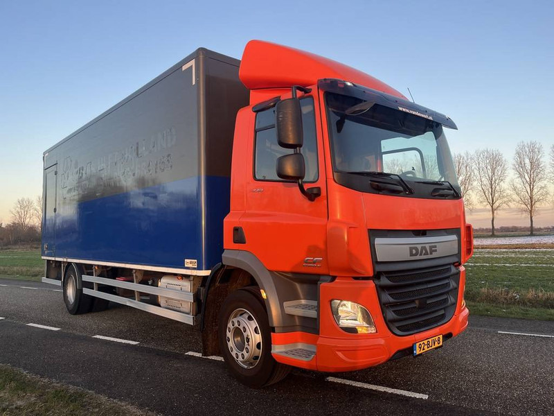 DAF CF230FA 4x2 - Лекотоварен автомобил фургон: снимка 3 DAF CF230FA 4x2 - Лекотоварен автомобил фургон: снимка 3