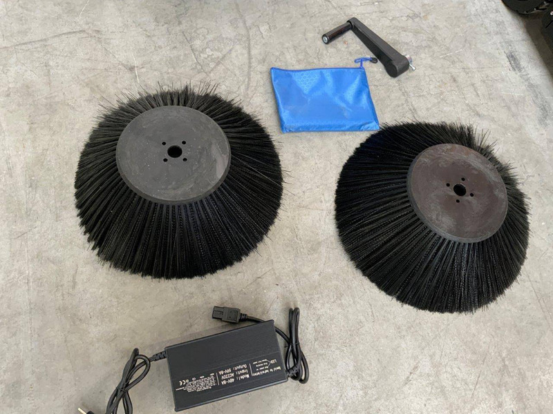 Daewoo Das80 Zit - Мотометачна машина: снимка 5 Daewoo Das80 Zit - Мотометачна машина: снимка 5