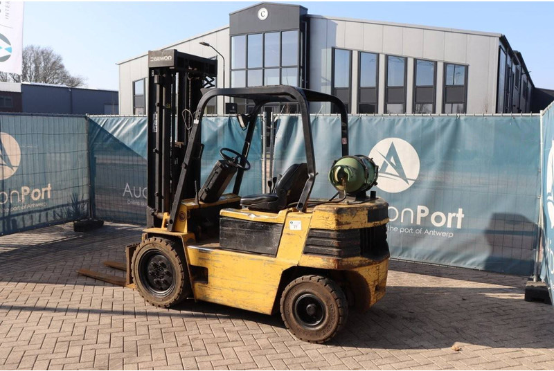 Daewoo G25S - Газокар: снимка 3 Daewoo G25S - Газокар: снимка 3