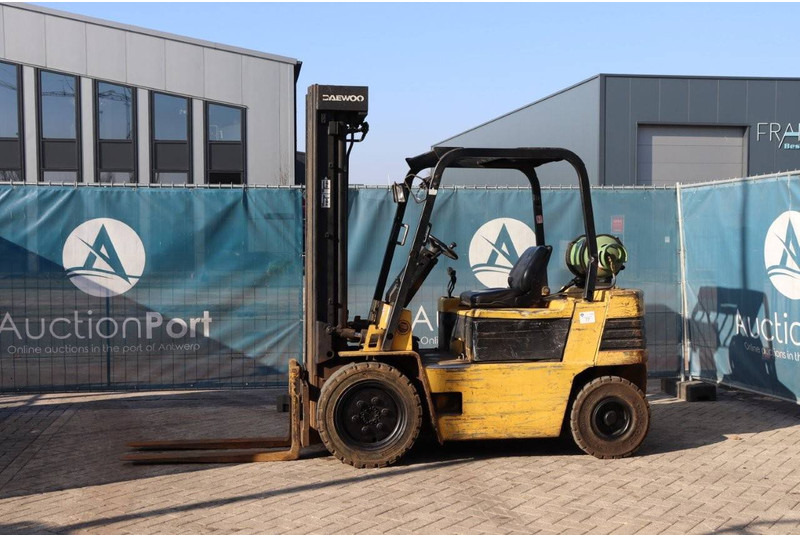 Daewoo G25S - Газокар: снимка 1 Daewoo G25S - Газокар: снимка 1