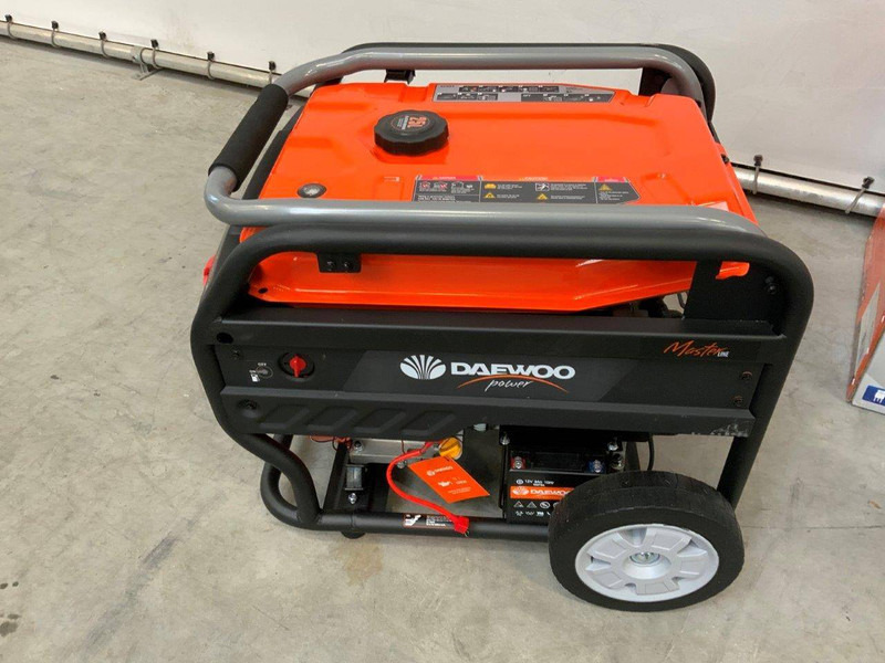 Daewoo GDAX9250E-3 - Електрогенератор: снимка 3 Daewoo GDAX9250E-3 - Електрогенератор: снимка 3