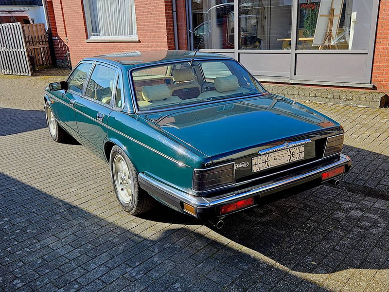 Daimler 4.0 - Лек автомобил: снимка 2 Daimler 4.0 - Лек автомобил: снимка 2