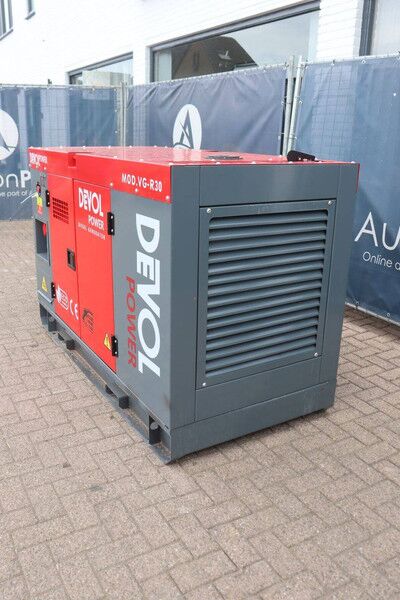 Devol Power VG-R30 - Електрогенератор: снимка 4 Devol Power VG-R30 - Електрогенератор: снимка 4