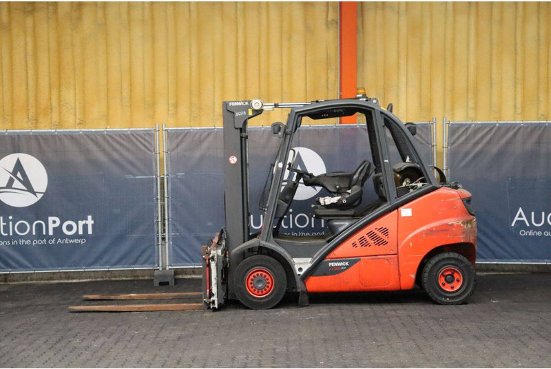 Fenwick H35T-02 - Газокар: снимка 2 Fenwick H35T-02 - Газокар: снимка 2