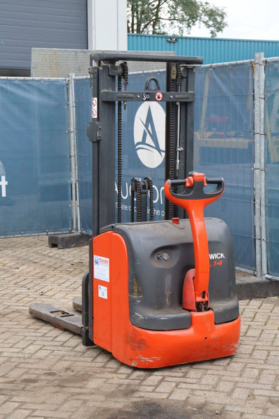 Fenwick L14 AP - Стакер: снимка 4 Fenwick L14 AP - Стакер: снимка 4