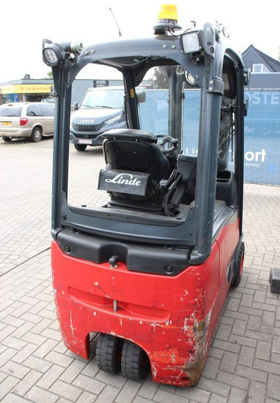 Fenwick-Linde E16H-02 - Електрокар: снимка 5 Fenwick-Linde E16H-02 - Електрокар: снимка 5