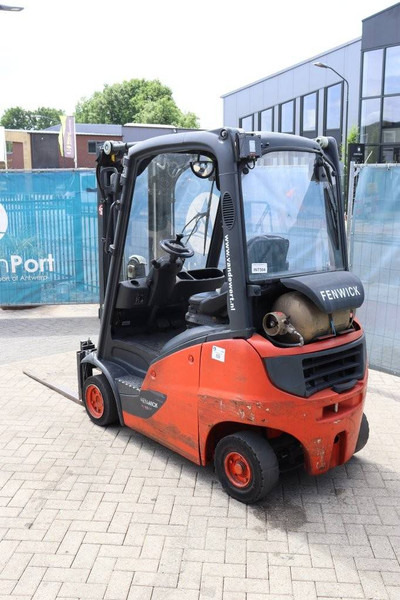 Fenwick-Linde H16T-01 - Газокар: снимка 4 Fenwick-Linde H16T-01 - Газокар: снимка 4