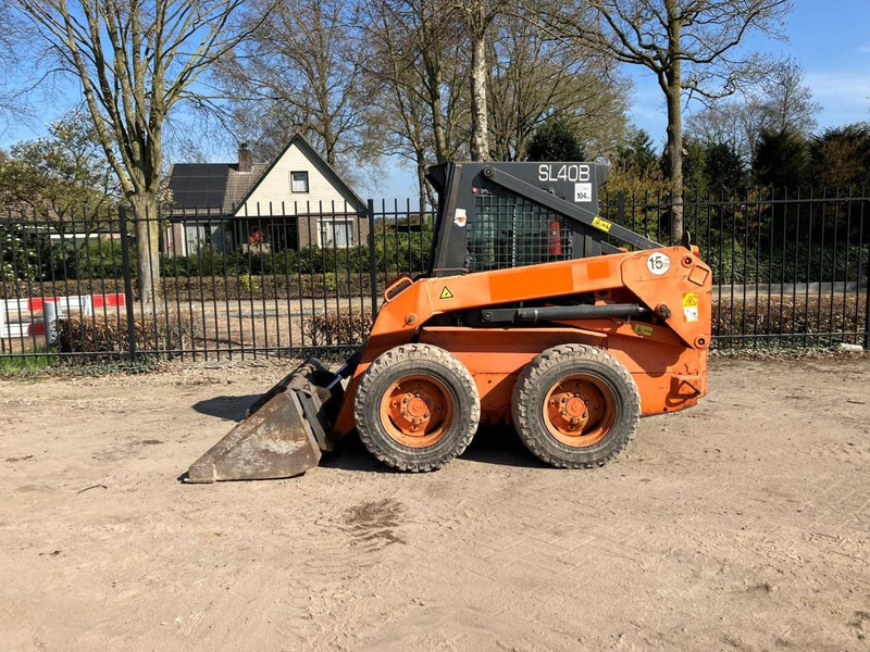 Fiat Kobelco SL40B - Колесен товарач: снимка 2 Fiat Kobelco SL40B - Колесен товарач: снимка 2