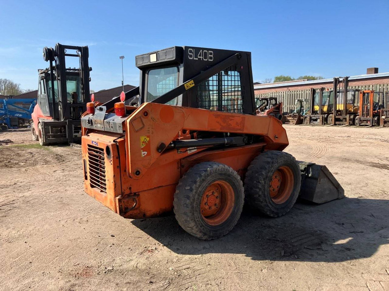 Fiat Kobelco SL40B - Колесен товарач: снимка 5 Fiat Kobelco SL40B - Колесен товарач: снимка 5