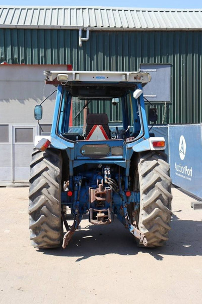 Ford 5610 - Трактор: снимка 4 Ford 5610 - Трактор: снимка 4