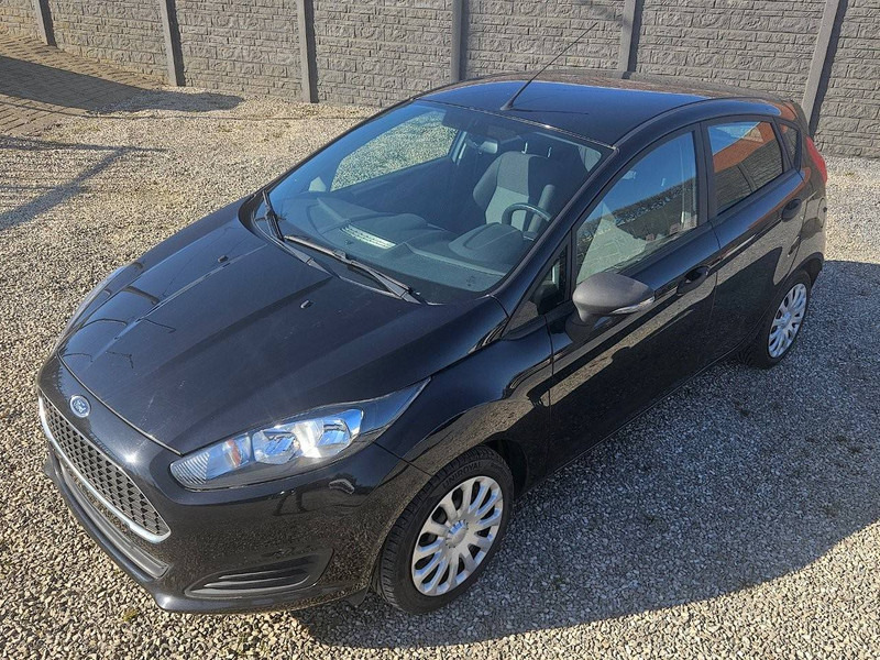 Ford Fiesta (VII - update) 1.25 - Седан: снимка 3 Ford Fiesta (VII - update) 1.25 - Седан: снимка 3