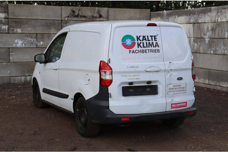 Ford Transit Courier - Товарен бус: снимка 4 Ford Transit Courier - Товарен бус: снимка 4