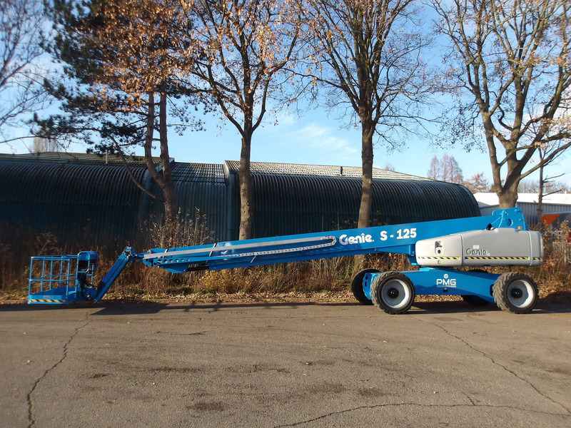 Genie S-125 - Телескопична платформа: снимка 1 Genie S-125 - Телескопична платформа: снимка 1