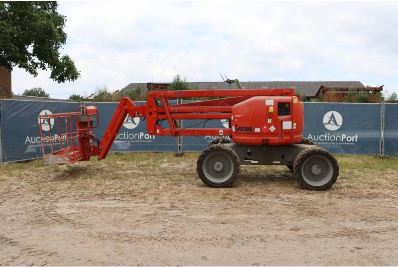 Genie Z-45/25 - Артикулираща платформа: снимка 2 Genie Z-45/25 - Артикулираща платформа: снимка 2