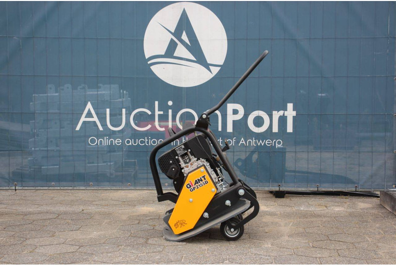Giant GP2155D - Виброплоча: снимка 2 Giant GP2155D - Виброплоча: снимка 2