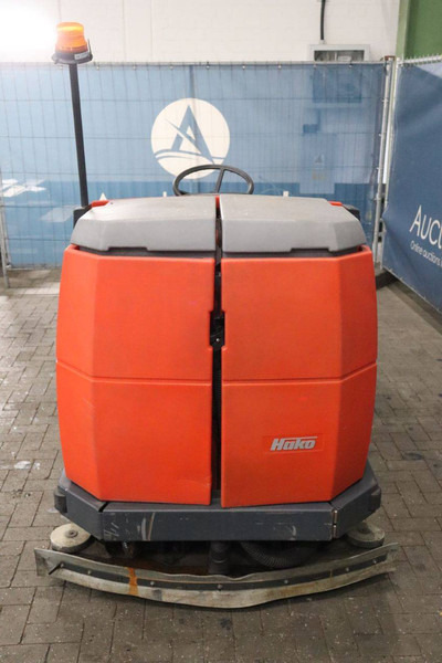 Hako Hakomatic B310 R CL - Мотометачна машина: снимка 5 Hako Hakomatic B310 R CL - Мотометачна машина: снимка 5