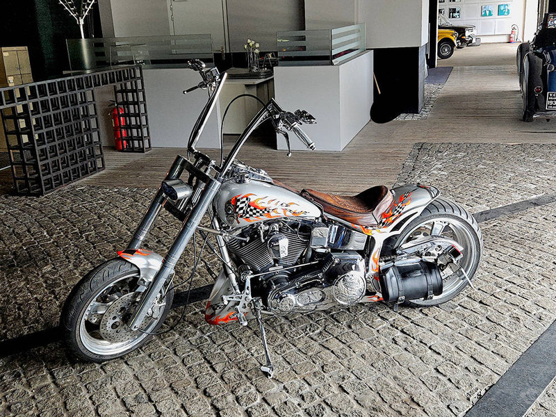 Harley-Davidson Chopper Custom - Мотоциклет: снимка 1 Harley-Davidson Chopper Custom - Мотоциклет: снимка 1