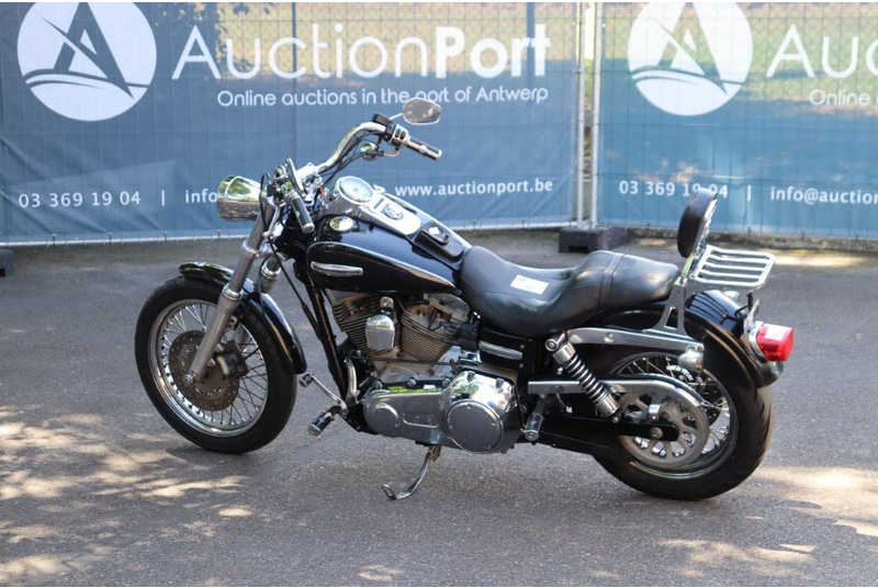 Harley-Davidson Dyna Super Glide - Мотоциклет: снимка 3 Harley-Davidson Dyna Super Glide - Мотоциклет: снимка 3