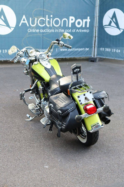 Harley-Davidson Heritage Softail Classic - Мотоциклет: снимка 4 Harley-Davidson Heritage Softail Classic - Мотоциклет: снимка 4