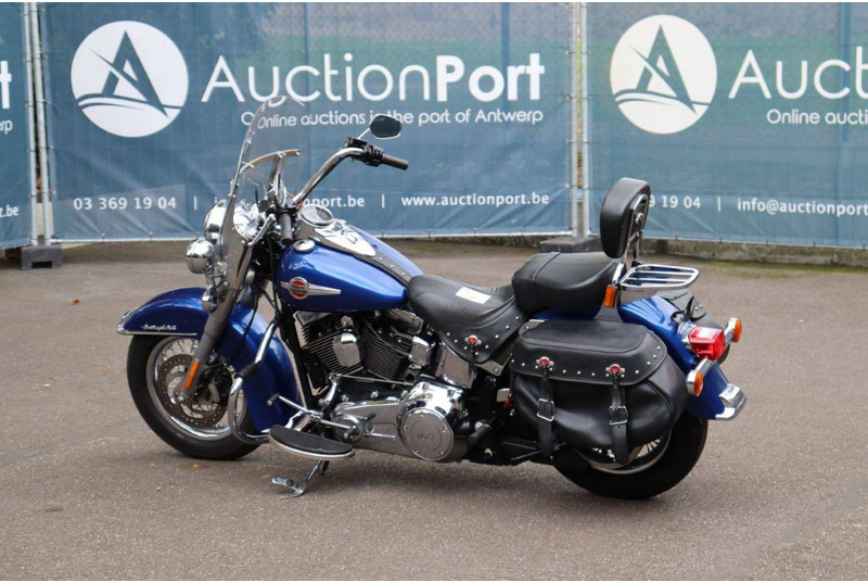 Harley-Davidson Heritage Softail Classic - Мотоциклет: снимка 3 Harley-Davidson Heritage Softail Classic - Мотоциклет: снимка 3