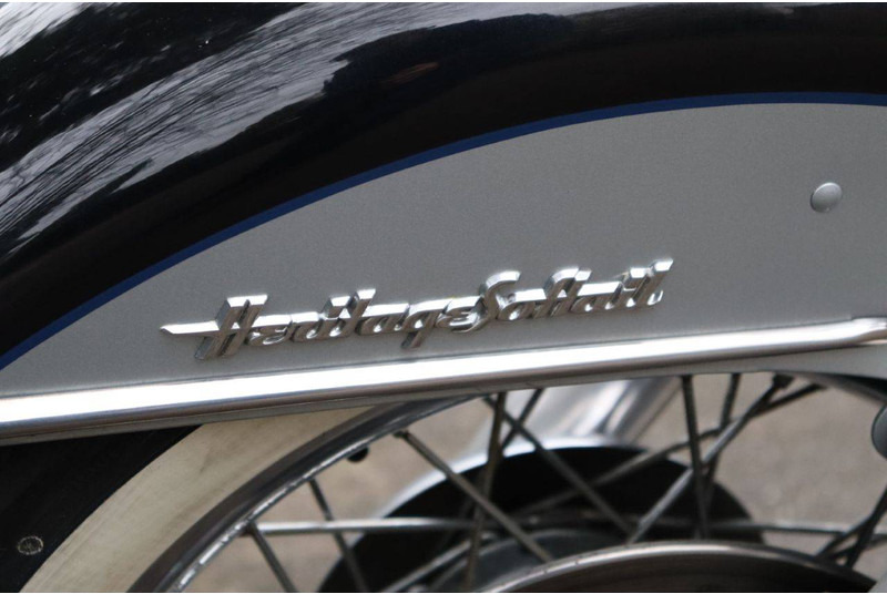 Мотоциклет Harley-Davidson Heritage Softail Classic: снимка 14 Мотоциклет Harley-Davidson Heritage Softail Classic: снимка 14