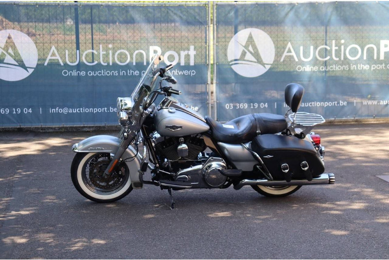 Harley-Davidson Road King Classic - Мотоциклет: снимка 1 Harley-Davidson Road King Classic - Мотоциклет: снимка 1