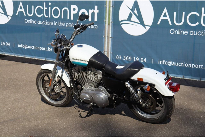 Harley-Davidson SPORTSTER XL883 SUPER LOW - Мотоциклет: снимка 3 Harley-Davidson SPORTSTER XL883 SUPER LOW - Мотоциклет: снимка 3