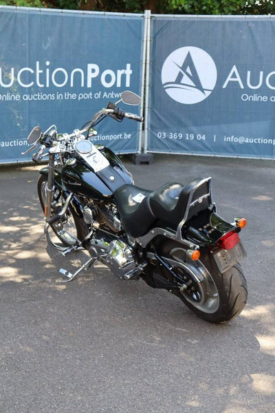 Harley-Davidson Softail Custom - Мотоциклет: снимка 4 Harley-Davidson Softail Custom - Мотоциклет: снимка 4