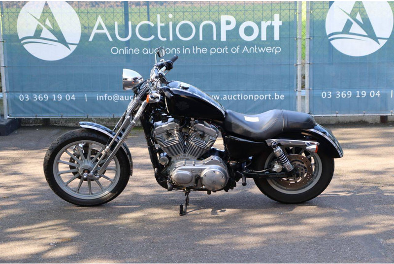 Harley-Davidson Sportster 883 Springer - Мотоциклет: снимка 2 Harley-Davidson Sportster 883 Springer - Мотоциклет: снимка 2