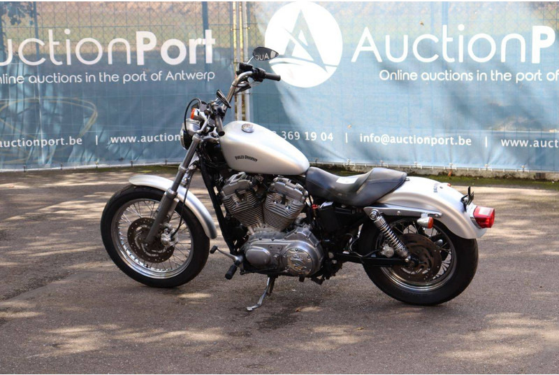 Harley-Davidson Sportster XL 883 Roadster - Мотоциклет: снимка 3 Harley-Davidson Sportster XL 883 Roadster - Мотоциклет: снимка 3
