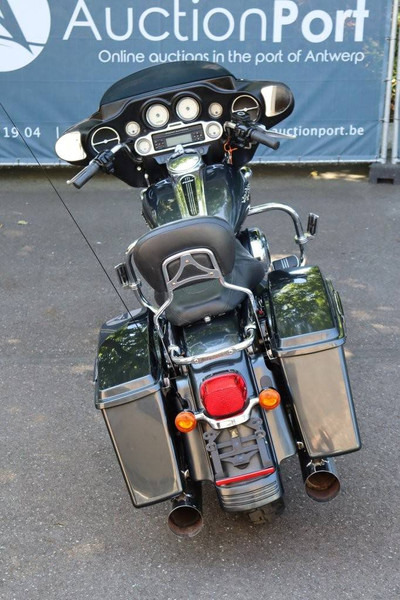 Harley-Davidson Street Glide - Мотоциклет: снимка 5 Harley-Davidson Street Glide - Мотоциклет: снимка 5