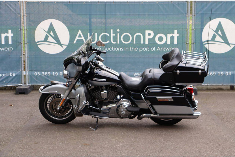 Harley-Davidson Ultra Classic - Мотоциклет: снимка 2 Harley-Davidson Ultra Classic - Мотоциклет: снимка 2