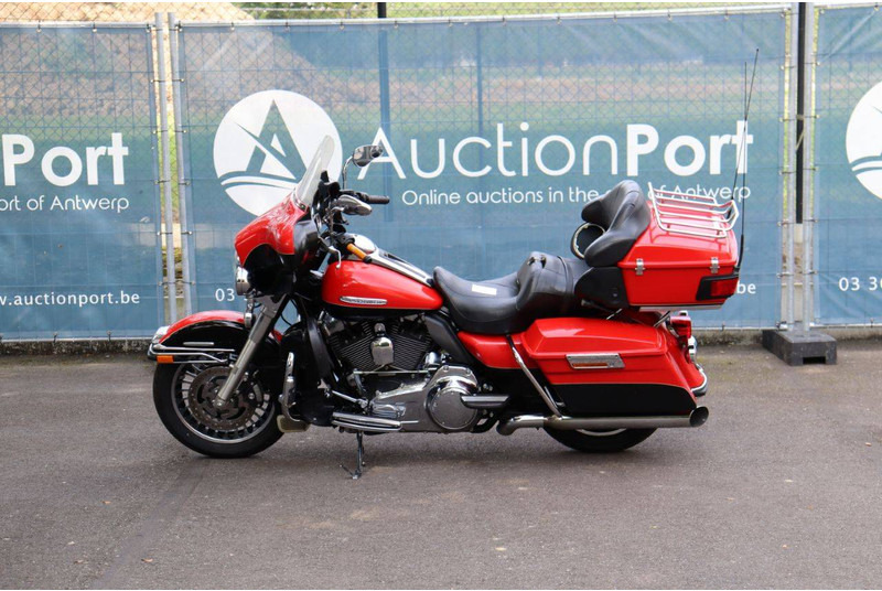 Harley-Davidson Ultra Classic - Мотоциклет: снимка 2 Harley-Davidson Ultra Classic - Мотоциклет: снимка 2